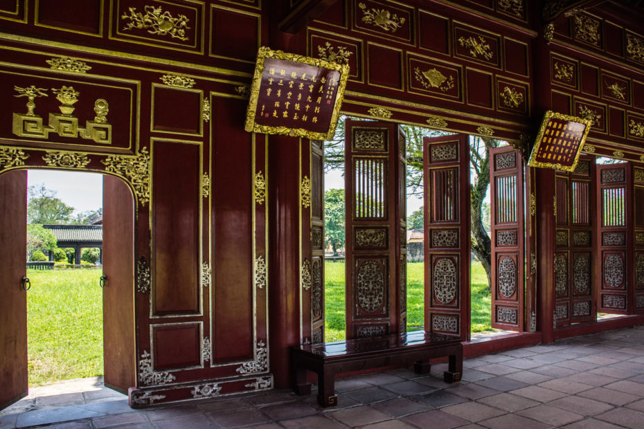 Citadel, Hue, Imperial City, Vietnam, building, corridor, gold, hallway, red